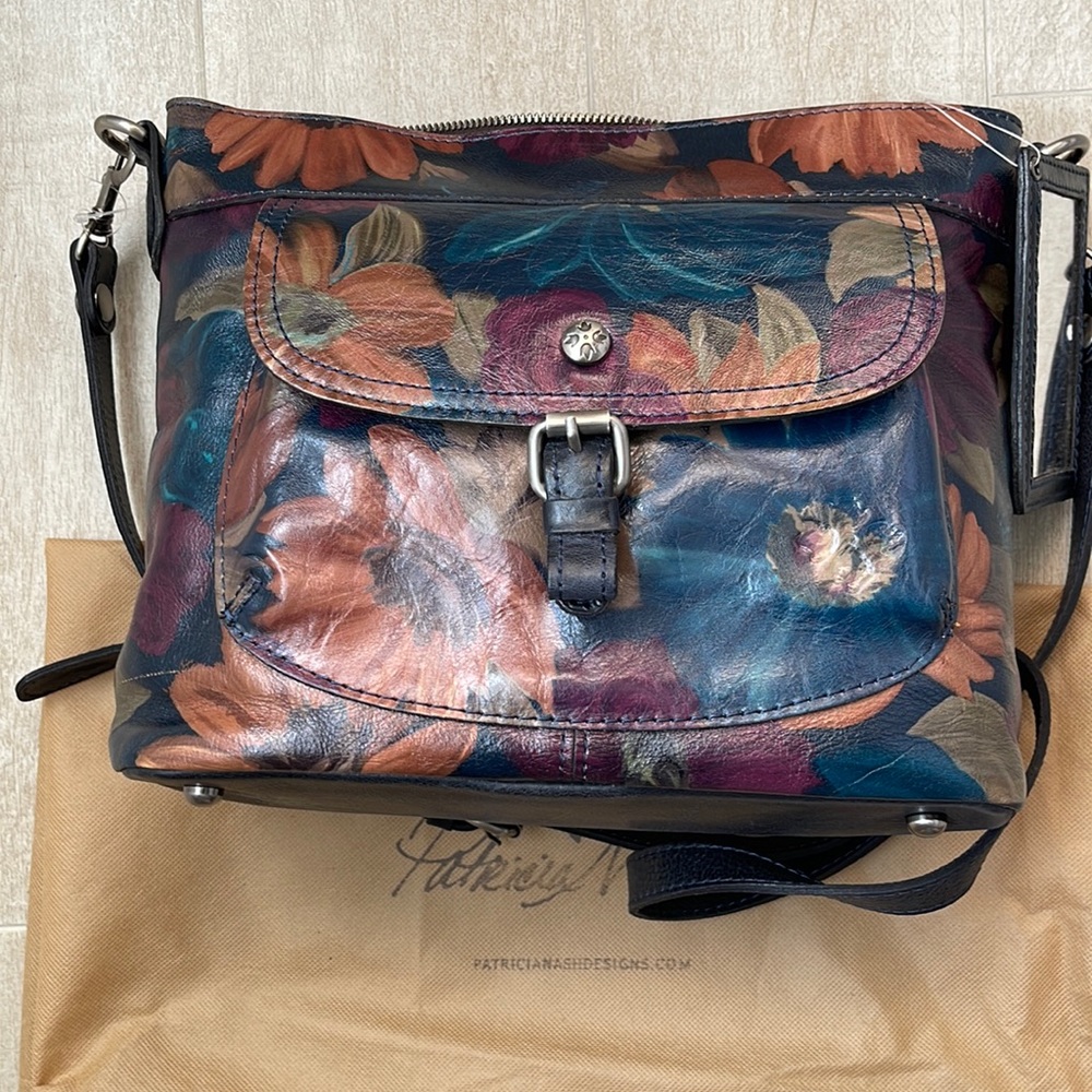 Patricia Nash Tuscania Leather bag - Floral Peruvian Painting